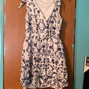White short dress with blue floral print